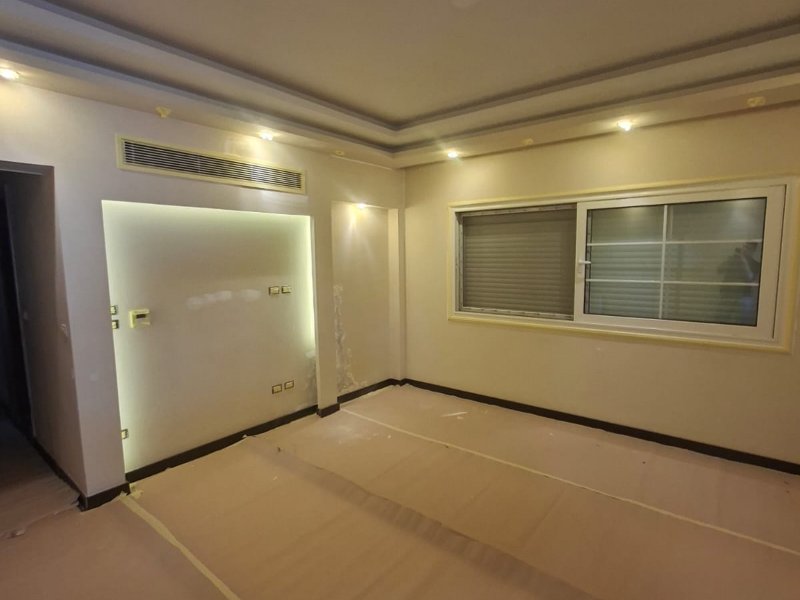 4BR Twin House | Hyde Park | Unfurnished thumbnail