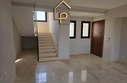 دوبلكس - 2 غرف نوم - 3 حمامات للايجار في أو ويست - كمبوندات 6 أكتوبر - مدينة 6 أكتوبر - الجيزة