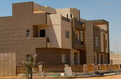 Townhouse - 4 Bedrooms - 5 Bathrooms for sale in Montania - New Zayed City - Sheikh Zayed City - Giza