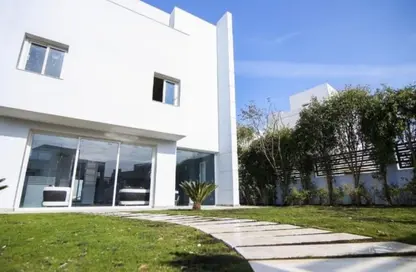 Apartment - 4 Bedrooms - 5 Bathrooms for sale in Cleopatra Square - 26th of July Corridor - 6 October City - Giza