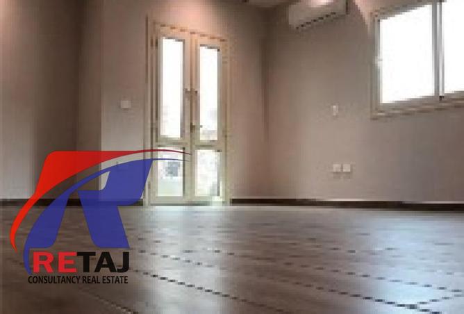 83664627 - Property Image 2