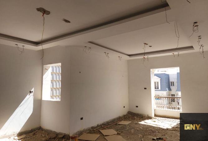 107120000 - Property Image 2
