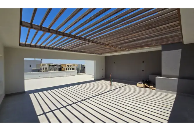 102080470 - Property Image 3