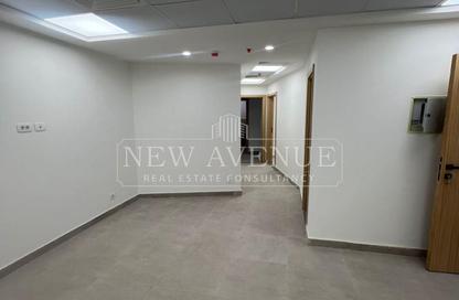 Clinic - Studio - 1 Bathroom for sale in Three Sixty - 5th Settlement Compounds - The 5th Settlement - New Cairo City - Cairo