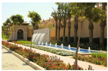 Townhouse - 4 Bedrooms - 4 Bathrooms for sale in La Vista City - New Capital Compounds - New Capital City - Cairo