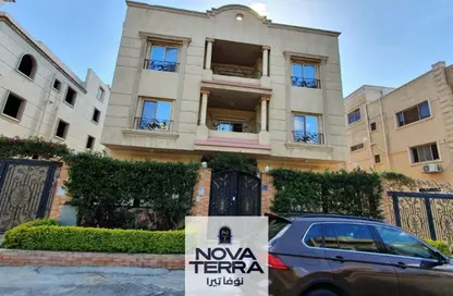 Villa - 7+ Bedrooms - 7+ Bathrooms for sale in West Somid Road - West Somid - 6 October City - Giza