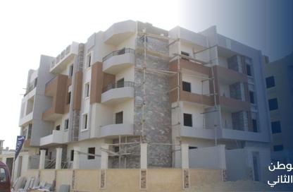 Apartment - 4 Bedrooms - 3 Bathrooms for sale in Bait Alwatan - The 5th Settlement - New Cairo City - Cairo