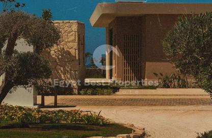 Townhouse - 3 Bedrooms - 3 Bathrooms for sale in Ramla Lakeside - Qesm Ad Dabaah - North Coast