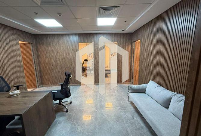 8698500 - Property Image 2