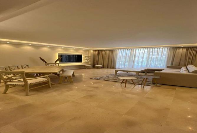 8572835 - Property Image 3