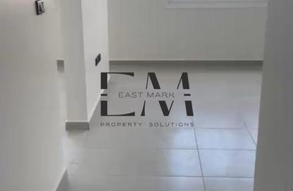 Apartment - 2 Bedrooms - 3 Bathrooms for rent in Garden Residence - Hyde Park - New Cairo City - Cairo