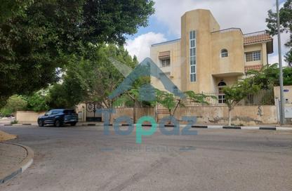 فيلا - 5 غرف نوم - 5 حمامات للايجار في 6 ويست - بيفرلي هيلز - كمبوندات الشيخ زايد - الشيخ زايد - الجيزة فيلا - 5 غرف نوم - 5 حمامات للايجار في 6 ويست - بيفرلي هيلز - كمبوندات الشيخ زايد - الشيخ زايد - الجيزة