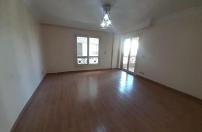Co-Working Space - Studio - 3 Bathrooms for rent in Amman St. - Dokki - Giza