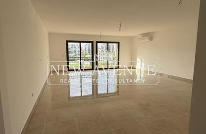 Apartment - 3 Bedrooms - 4 Bathrooms for sale in Moon Residences - Fifth Square - The 5th Settlement - New Cairo City - Cairo