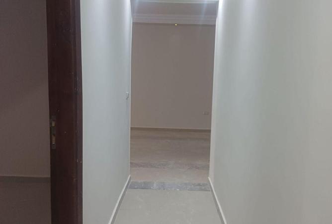 70087483 - Property Image 3