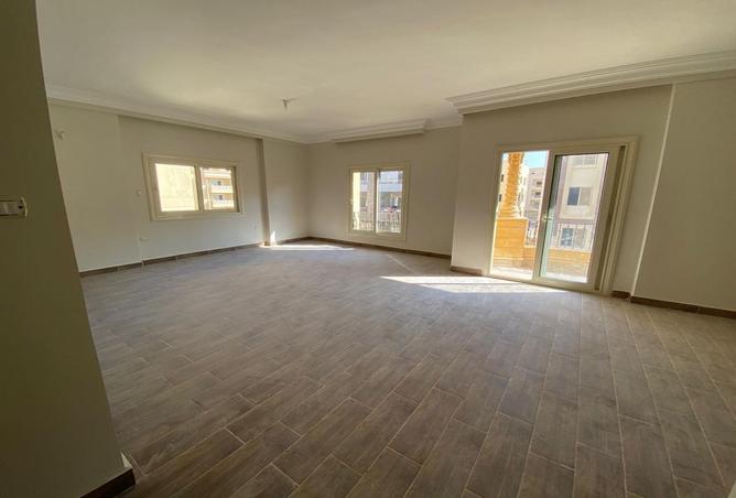 8666378 - Property Image 2