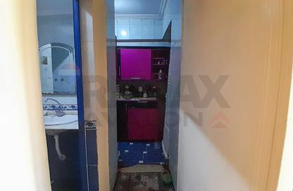 Apartment - 2 Bedrooms - 1 Bathroom for sale in Al Rasafa St. - Moharam Bek - Hay Wasat - Alexandria