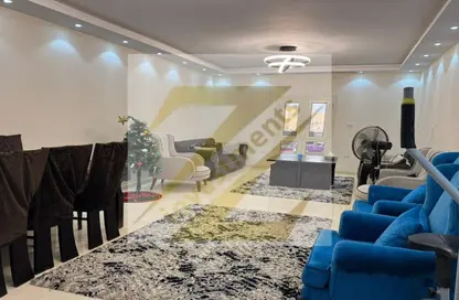 Apartment - 3 Bedrooms - 2 Bathrooms for sale in 2nd Neighborhood - 5th Area - Shorouk City - Cairo