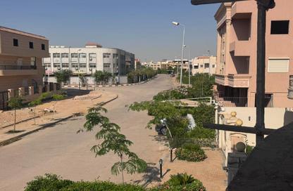 Apartment - 3 Bedrooms - 3 Bathrooms for sale in 2nd Neighborhood - 3rd District East - Shorouk City - Cairo