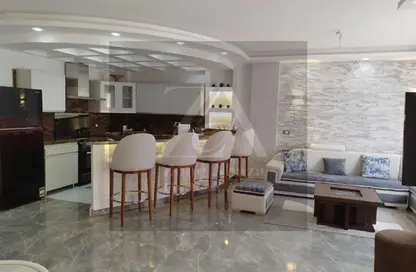 Apartment - 3 Bedrooms - 2 Bathrooms for rent in Stone Residence - 5th Settlement Compounds - The 5th Settlement - New Cairo City - Cairo