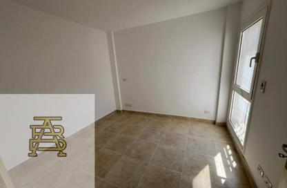 Apartment - 2 Bedrooms - 1 Bathroom for sale in B12 - Madinaty - Cairo