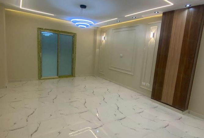 102625369 - Property Main Image