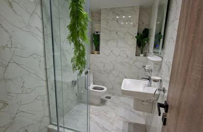 شقة - 3 غرف نوم - 2 حمامات للبيع في شارع شهاب - المهندسين - الجيزة