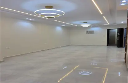 شقة - 3 غرف نوم - 2 حمامات للبيع في البوابة الرابعة - مينا - حدائق الاهرام - الجيزة