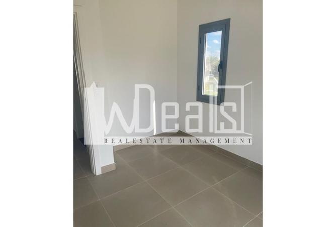 64383726 - Property Image 2