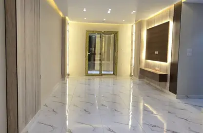 شقة - 3 غرف نوم - 3 حمامات للبيع في البوابة الرابعة - مينا - حدائق الاهرام - الجيزة