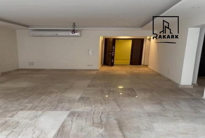 8581881 - Property Image 3