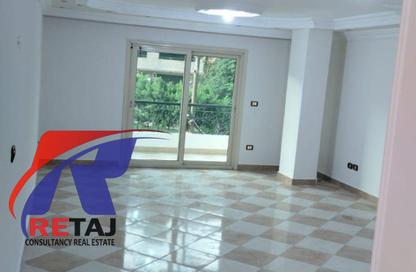 Apartment - 3 Bedrooms - 2 Bathrooms for rent in Abd Al Aziz Essa St. - 10th Zone - Nasr City - Cairo