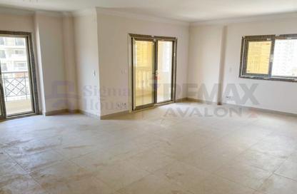 شقة - 3 غرف نوم - 2 حمامات للايجار في صوارى - كمبوندات الاسكندرية - الاسكندرية
