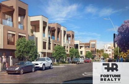 Townhouse - 3 Bedrooms - 4 Bathrooms for sale in District 5 - 5th Settlement Compounds - The 5th Settlement - New Cairo City - Cairo