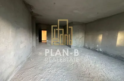 شقة - 2 غرف نوم - 2 حمامات للبيع في ذا كورت ياردز - كمبوندات الشيخ زايد - الشيخ زايد - الجيزة