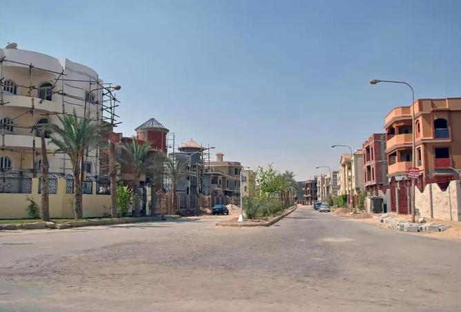 8593602 - Property Image 2