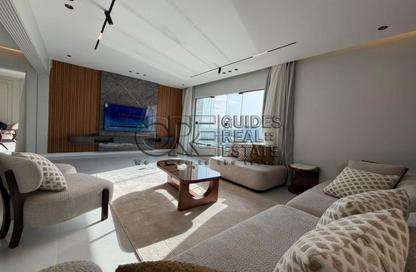 Apartment - 3 Bedrooms - 3 Bathrooms for sale in Cornish El Nile St. - Maadi - Hay El Maadi - Cairo