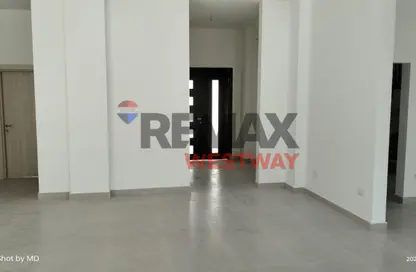 فيلا - 4 غرف نوم - 4 حمامات للبيع في جولف فيوز - طريق مصر اسكندرية الصحراوي - مدينة 6 أكتوبر - الجيزة