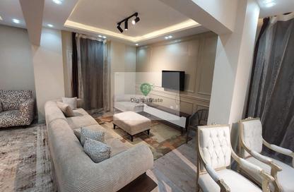 Apartment - 2 Bedrooms - 2 Bathrooms for rent in Nabil Al Wakkad St. - Ard El Golf - Heliopolis - Masr El Gedida - Cairo