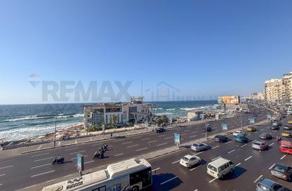 Apartment - 4 Bedrooms - 3 Bathrooms for rent in Port Said St. - El Shatby - Hay Wasat - Alexandria