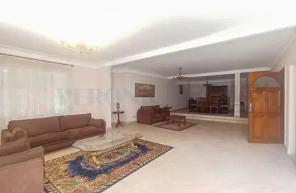 شقة - 2 غرف نوم - 2 حمامات للايجار في سابا باشا - حي شرق - الاسكندرية