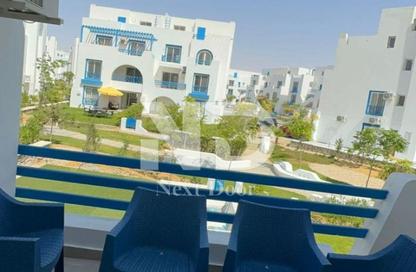 Chalet - 3 Bedrooms - 2 Bathrooms for rent in Mountain View - Ras Al Hekma - North Coast