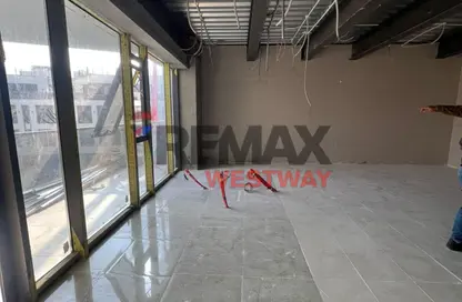 مساحات مكتبية - 3 غرف نوم - 1 حمام للايجار في سنترال افينيو - الحي الثاني - الشيخ زايد - الجيزة