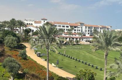 شاليه - 3 غرف نوم - 2 حمامات للبيع في مراسي - سيدي عبد الرحمن - الساحل الشمالي شاليه - 3 غرف نوم - 2 حمامات للبيع في مراسي - سيدي عبد الرحمن - الساحل الشمالي