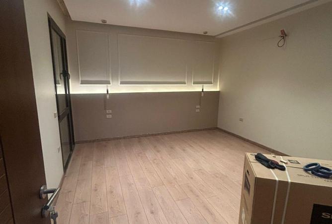 8638835 - Property Image 3