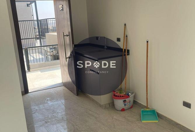 62409386 - Property Image 3