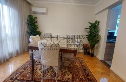 Apartment - 3 Bedrooms - 2 Bathrooms for rent in El Gezirah St. - Zamalek - Cairo