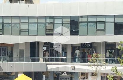 Shop - Studio - 2 Bathrooms for sale in The Yard Mall - New Cairo City - Cairo