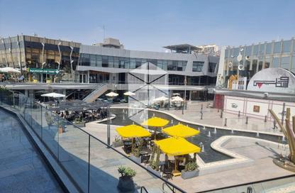 Shop - Studio - 2 Bathrooms for sale in The Yard Mall - New Cairo City - Cairo