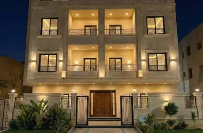 شقة - 3 غرف نوم - 3 حمامات للبيع في المنطقة أ - حى جنوب الاكايمية - مدينة القاهرة الجديدة - القاهرة